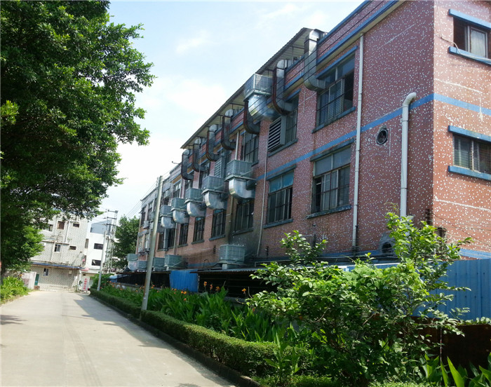 東莞企石91麻豆天美京东蜜桃传媒老牛廠房降溫設備安裝工程